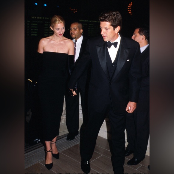 Norma Kamali Dresses & Skirts - Norma Kamali CBK Black Strapless Fitted Sheath Dress Stretch Jersey Size Medium